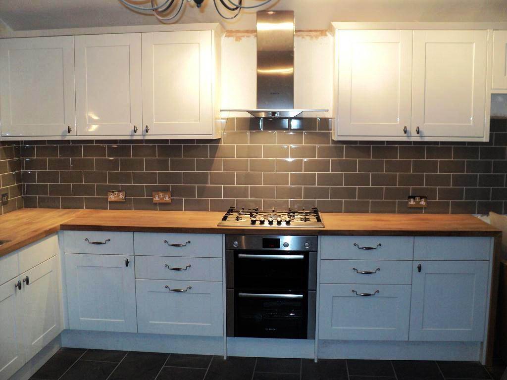 cream kitchen wall tiles