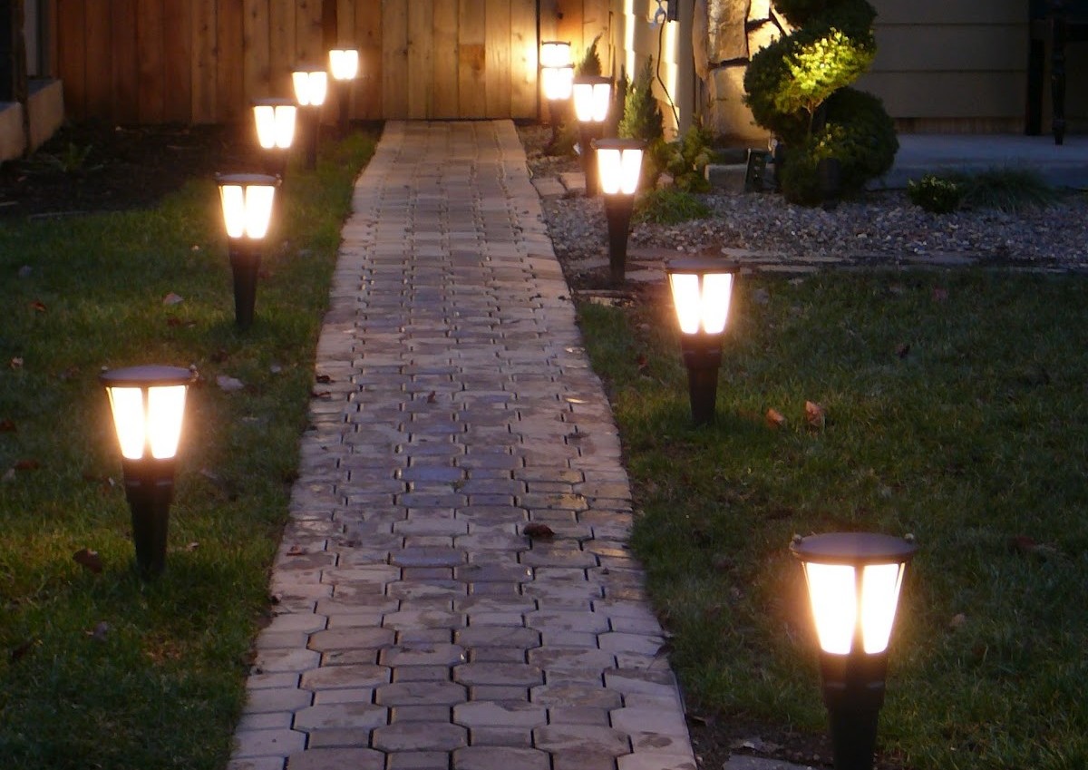 Best Solar Lights for Garden Ideas UK