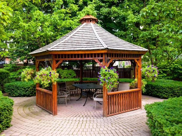 How To Decorate A Gazebo