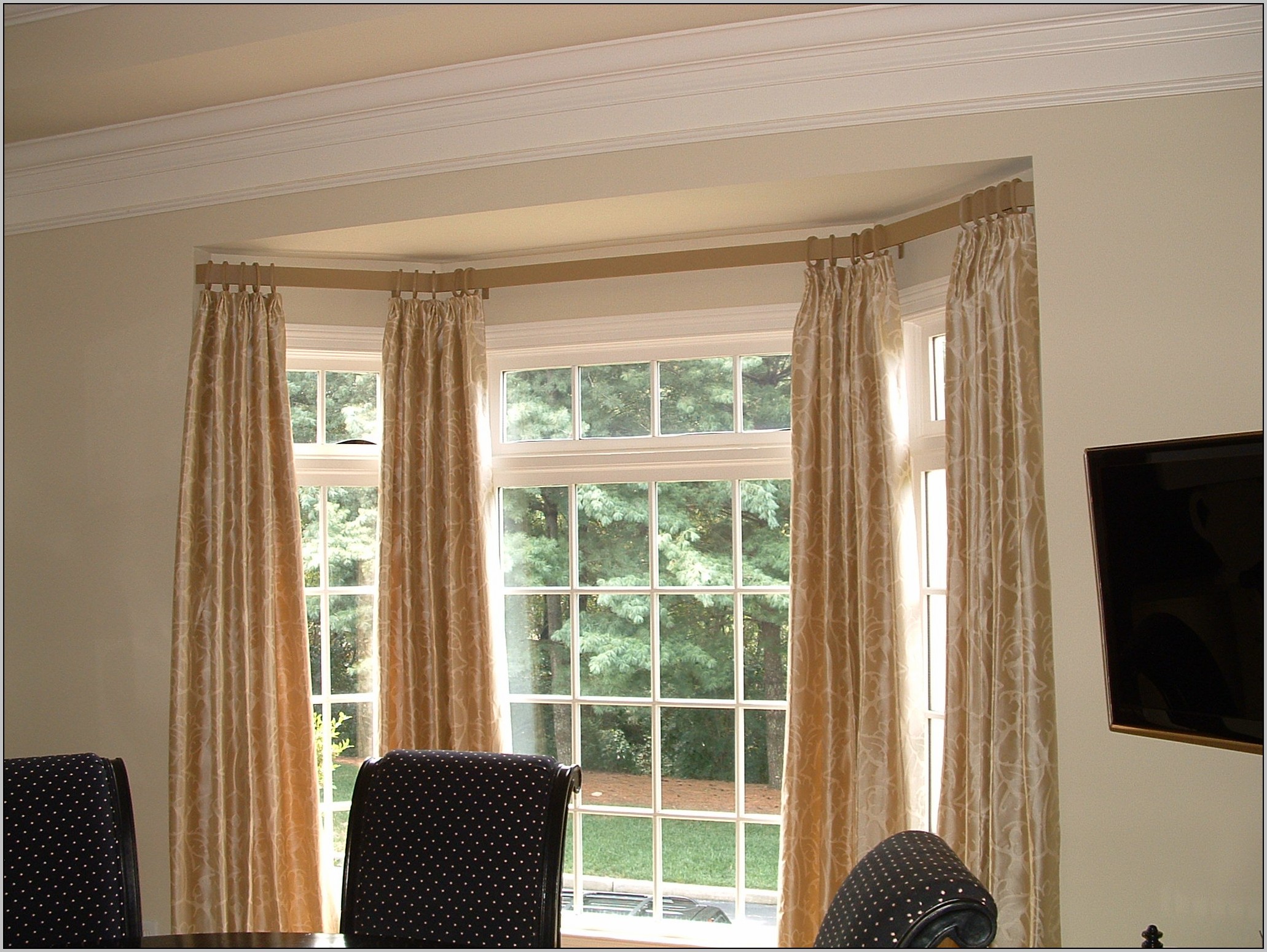 30 Best Curtain Rail For Bay Windows Ideas UK HDI UK   Curved Curtain Rails For Bay Windows 