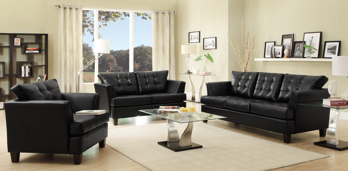 Contemporary-leather-seating-The-Versatility-and-Allure-of-Leather-Seating-black-sofa-living-room