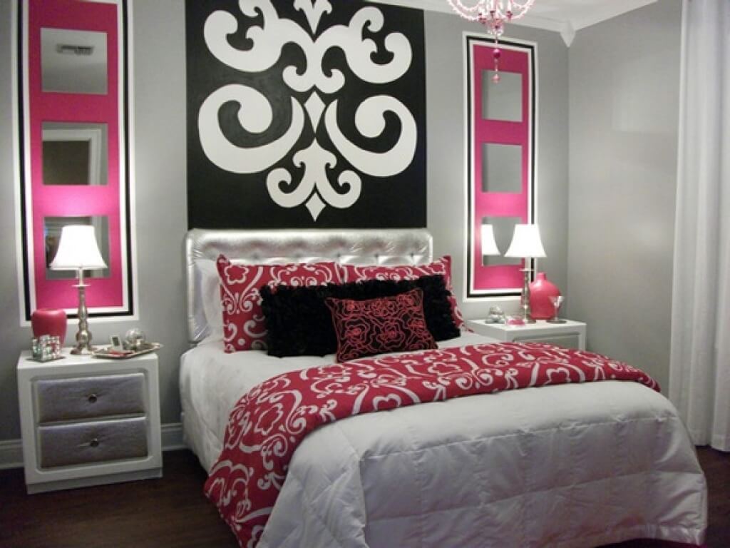 Decorating Small Bedrooms For Teenager