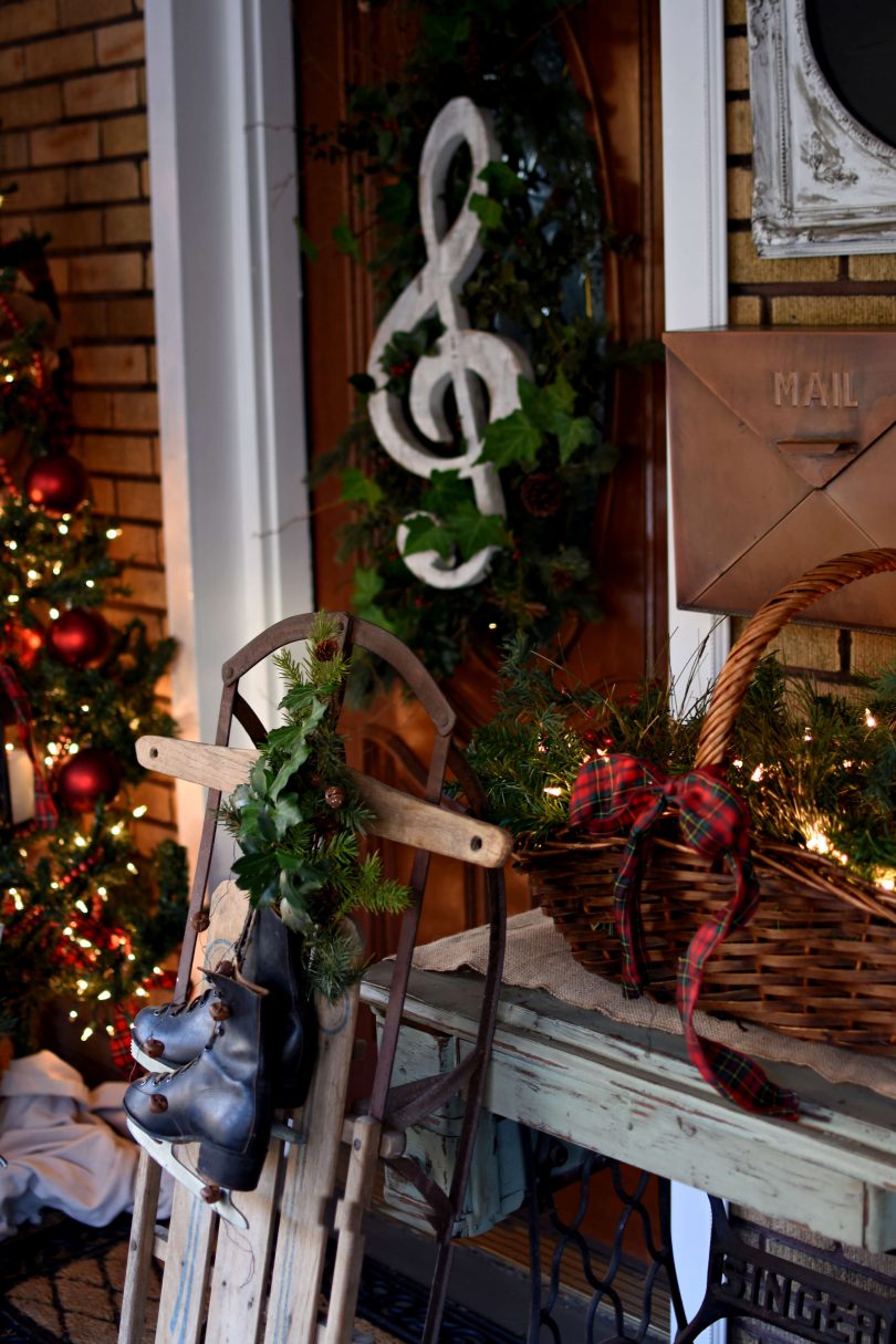 Top 50 Christmas House Decorations Inside  HDIUK