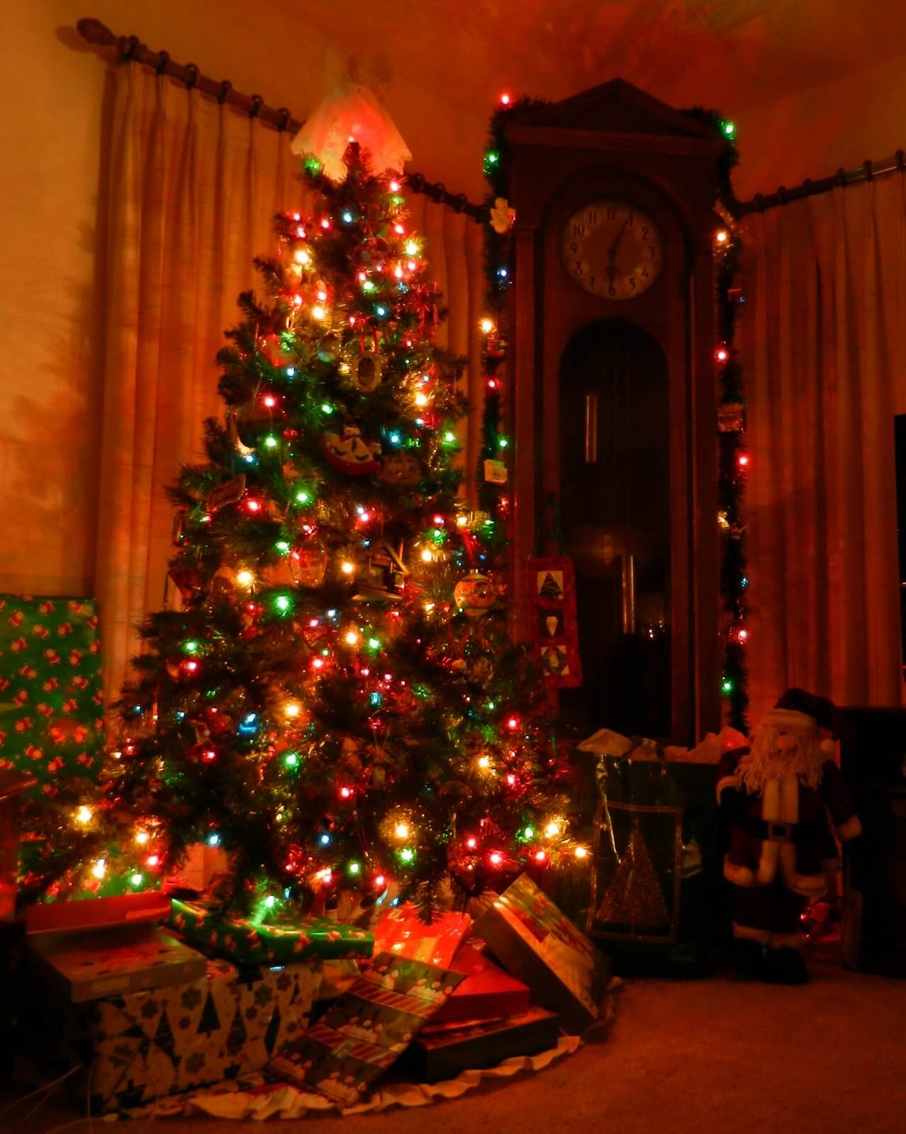 indoor christmas tree decor ideas