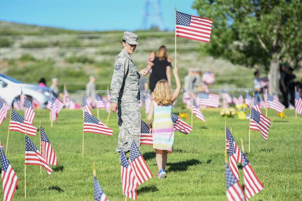 classy memorial day decor ideas