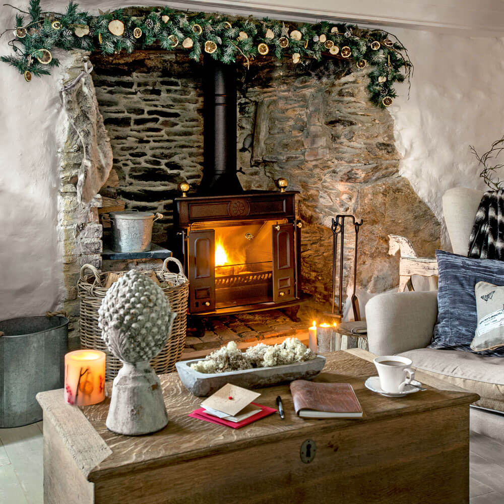 christmas garlands for fireplaces