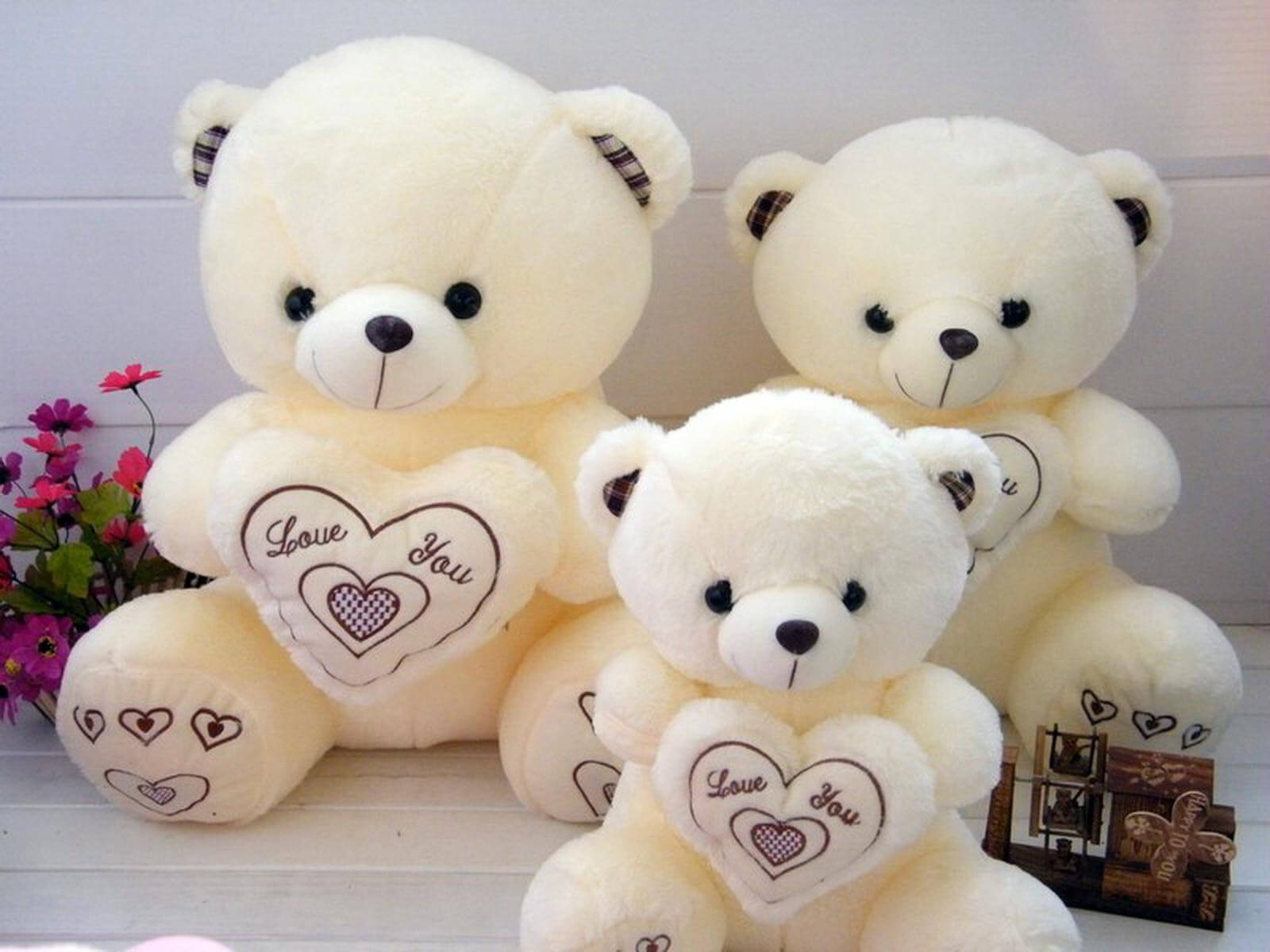 Teddy-Love-Bears-Romantic-Wallpaper