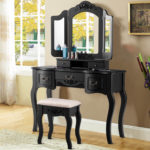 How to Choose an Antique Dressing Table with Mirror