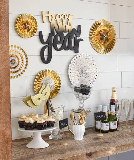 50 Best New Year Eve Wall Decoration Ideas 2021 with Images - HDI-UK