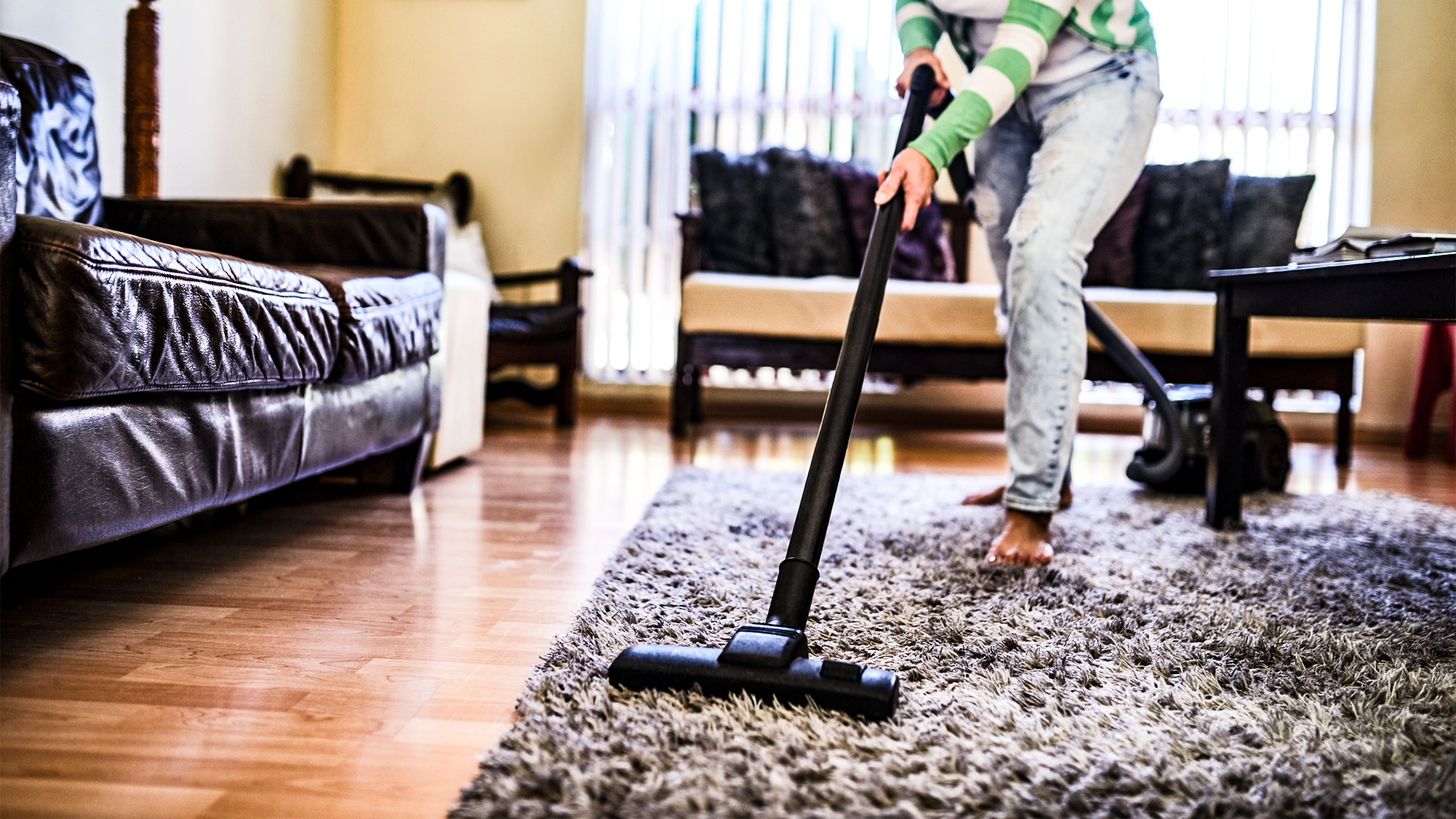 How To Clean Living Room