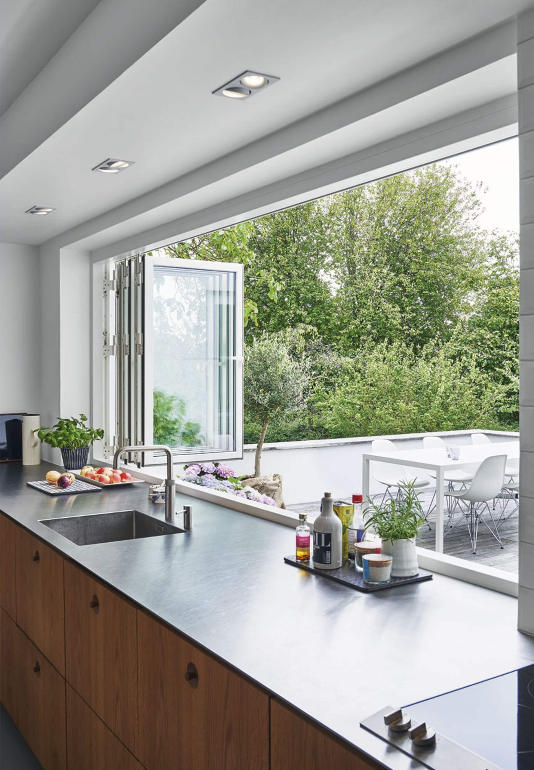 Kitchen Bay Window Design Ideas
