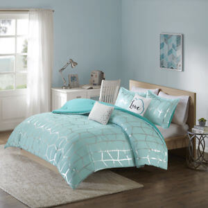 Teal And Grey Bedroom Decor
