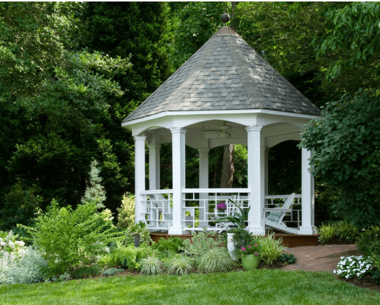 Garden Gazebo Decor Ideas