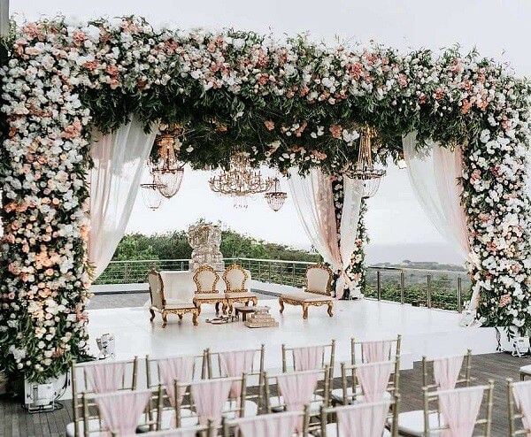 Gazebo Floral Arrangements Idea